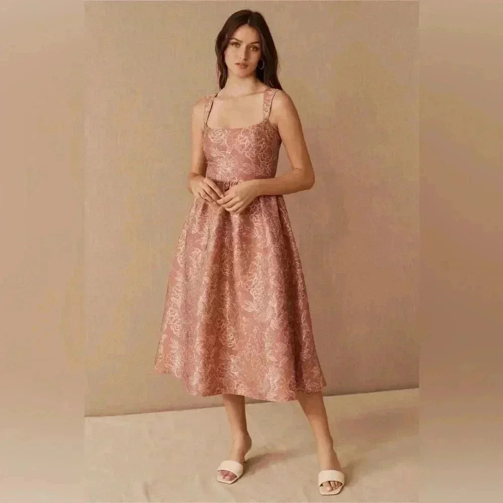 NWOT SACHIN AND BABI WOMENS SIZE 4 ALETTA DRESS PINK‎ AND GOLD